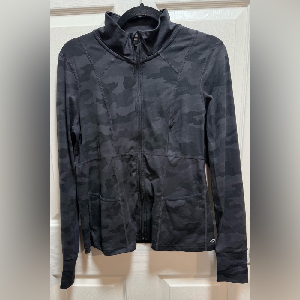 sofia by sofia vergara Black Camo Active Top Size L